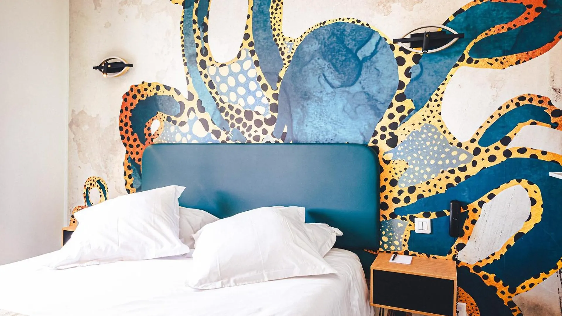 Le Suffren Hotel Grimaud 4*,