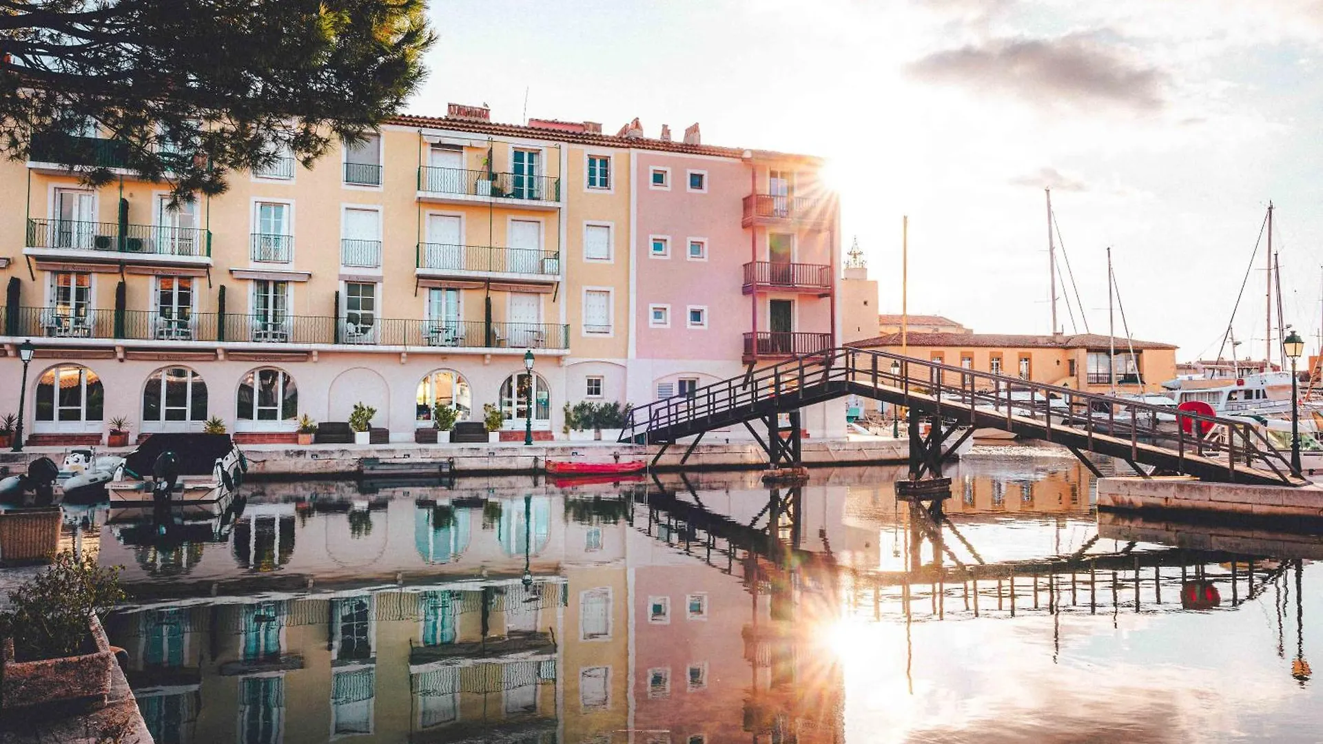 Le Suffren Hotel Grimaud 4*,  Francia