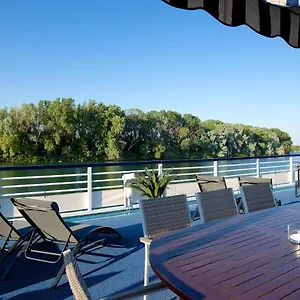 Bateau A Quai Le Chardonnay Hotel Avignone