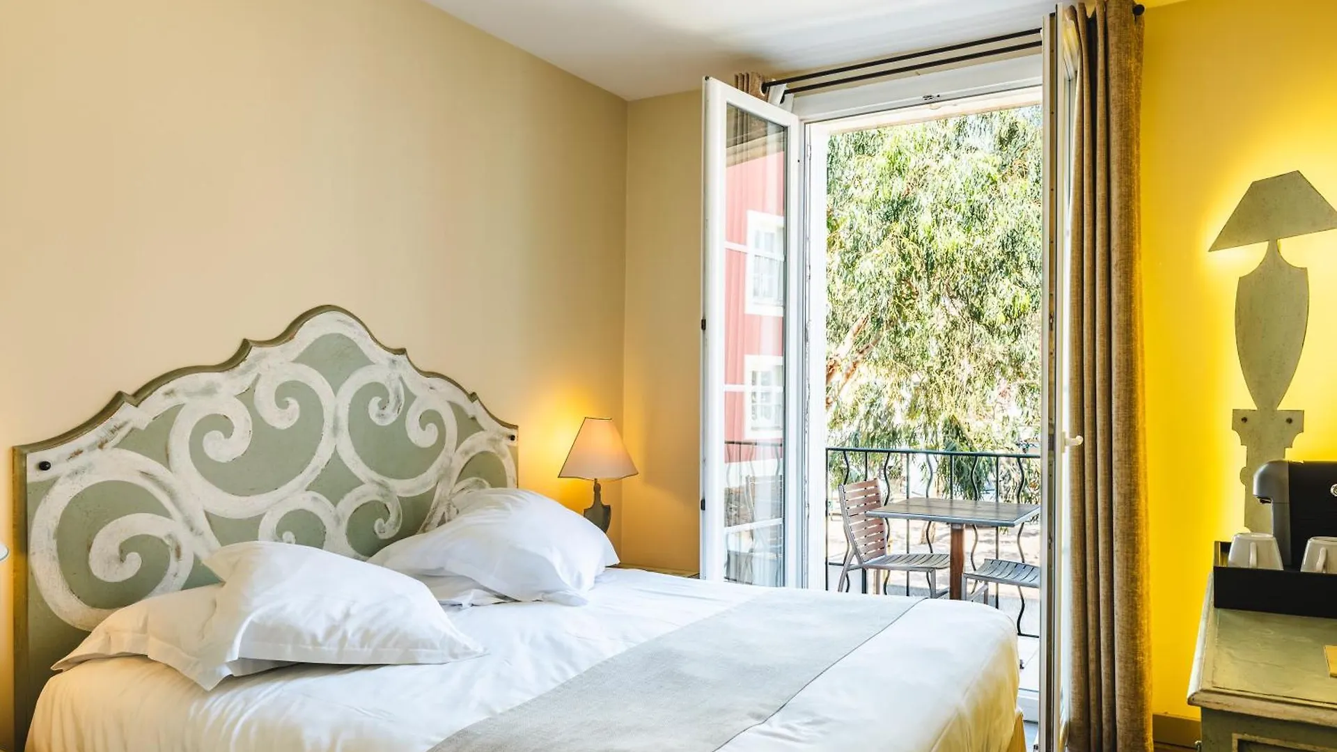 Le Suffren Hotel Grimaud