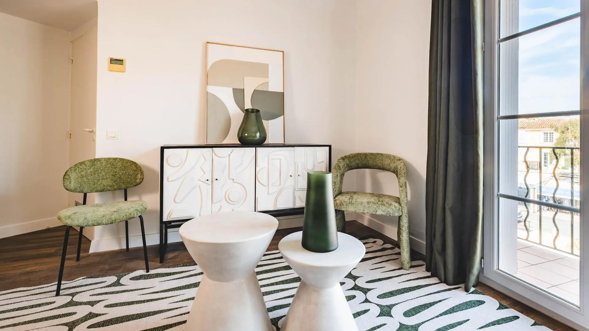 Le Suffren Hotel Grimaud Aparthotel
